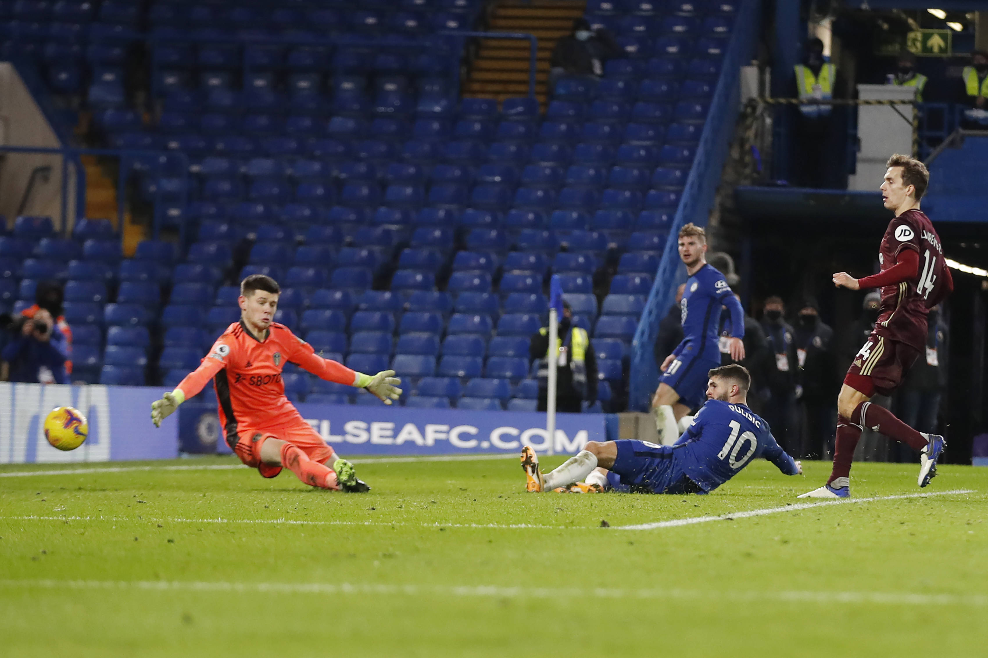 通过不断跑 通过不断跑